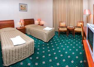Отель Deluxe SPA-Hotel Усть-Каменогорск Стандартный двухместный номер с 2 отдельными кроватями-3